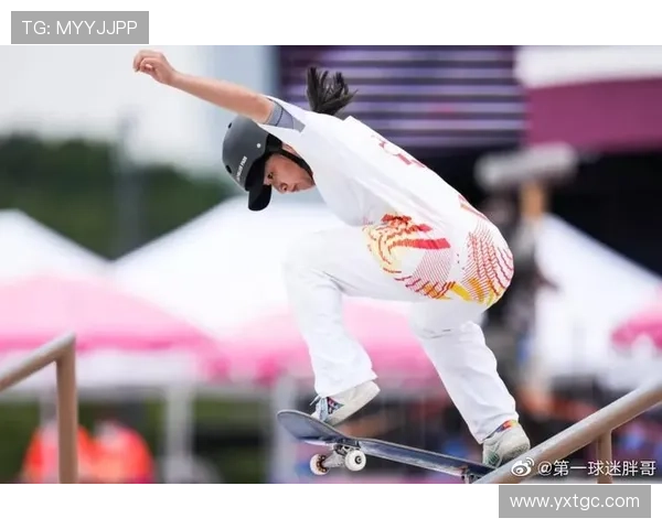 成都滑板队战术之争引发热议球迷与专家各执己见